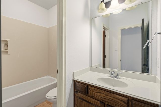 1818 Park Highland Way, Arlington, TX 76012