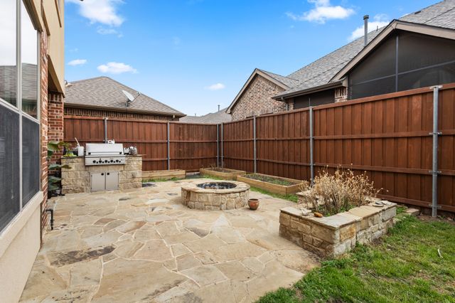 1818 Park Highland Way, Arlington, TX 76012