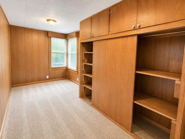 35 Beach St A, Millbury, MA 01527