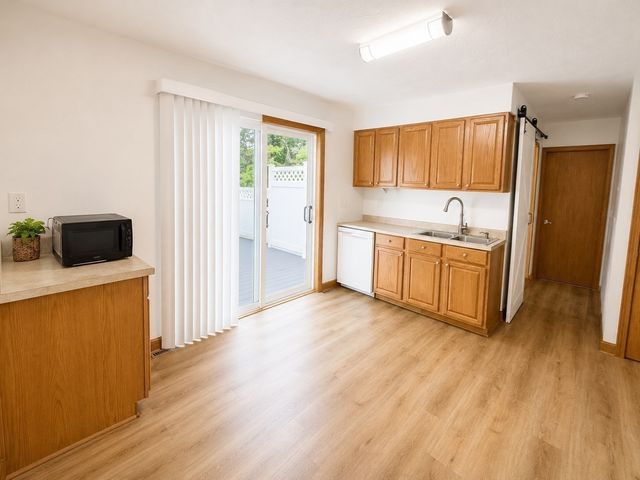 35 Beach St A, Millbury, MA 01527