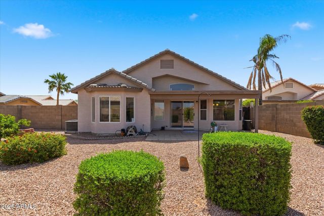 11616 W BUCK MOUNTAIN Court, Surprise, AZ 85378