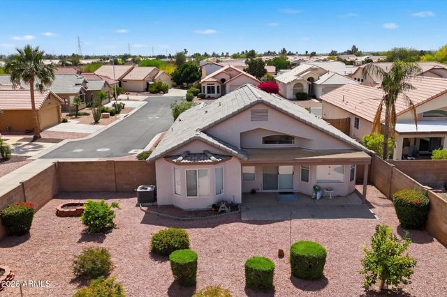 11616 W BUCK MOUNTAIN Court, Surprise, AZ 85378