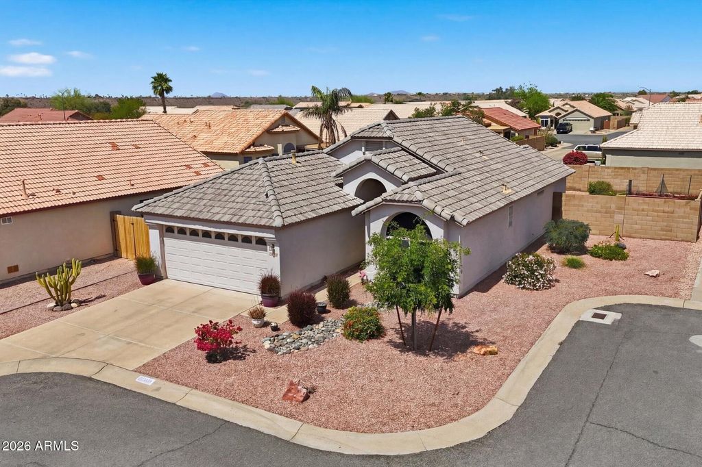 11616 W BUCK MOUNTAIN Court, Surprise, AZ 85378