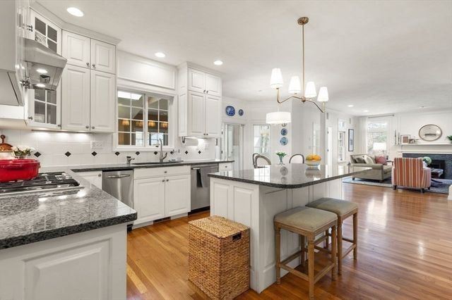 7 Dry Pond Rd, Sharon, MA 02067
