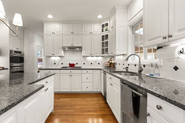 7 Dry Pond Rd, Sharon, MA 02067