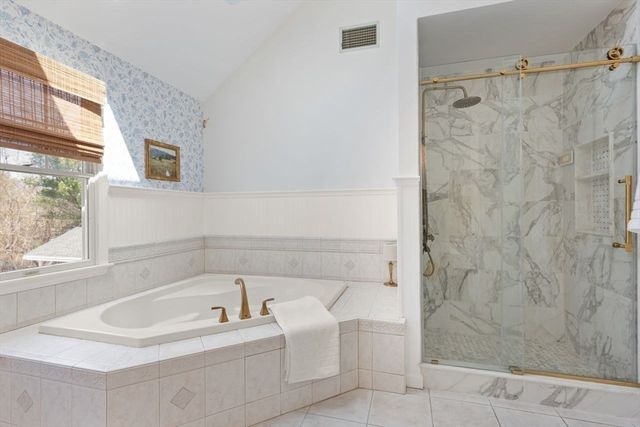 7 Dry Pond Rd, Sharon, MA 02067