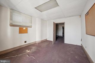 4083 FORD RD, Philadelphia, PA 19131