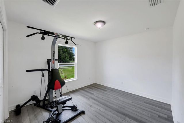 626 2nd LN, Cape Coral, FL 33993