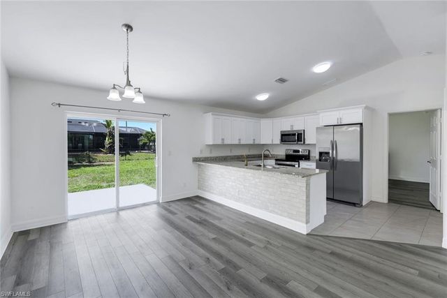 626 2nd LN, Cape Coral, FL 33993