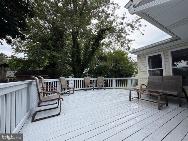 5915 CHARNWOOD RD, Catonsville, MD 21228