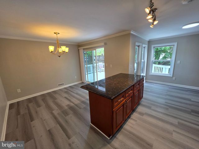 5915 CHARNWOOD RD, Catonsville, MD 21228