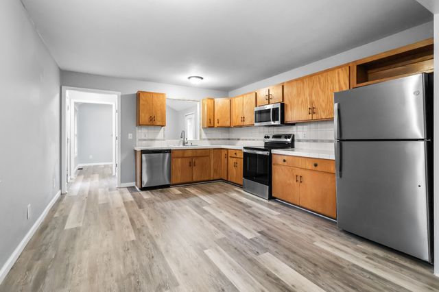 2724 Ann Dr, Clarksville, TN 37040