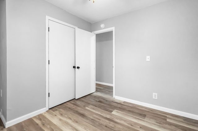 2724 Ann Dr, Clarksville, TN 37040