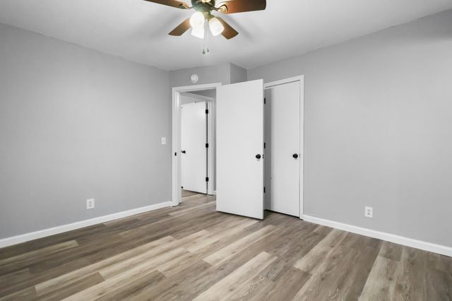 2724 Ann Dr, Clarksville, TN 37040