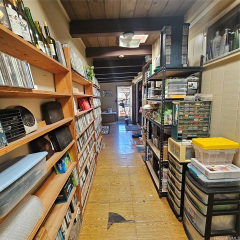 2108 Apaakuma Place, Pearl City, HI 96782