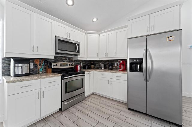 5565 LOMA VISTA LOOP, Davenport, FL 33896