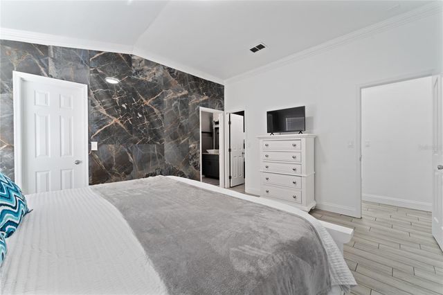5565 LOMA VISTA LOOP, Davenport, FL 33896