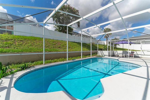 5565 LOMA VISTA LOOP, Davenport, FL 33896