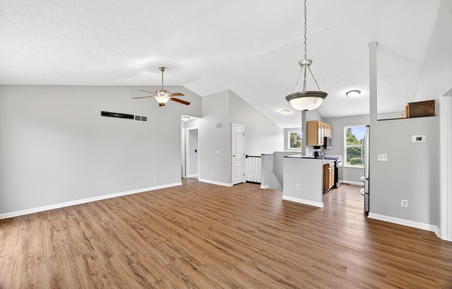 2689 Hilltop Court, Florence, KY 41042