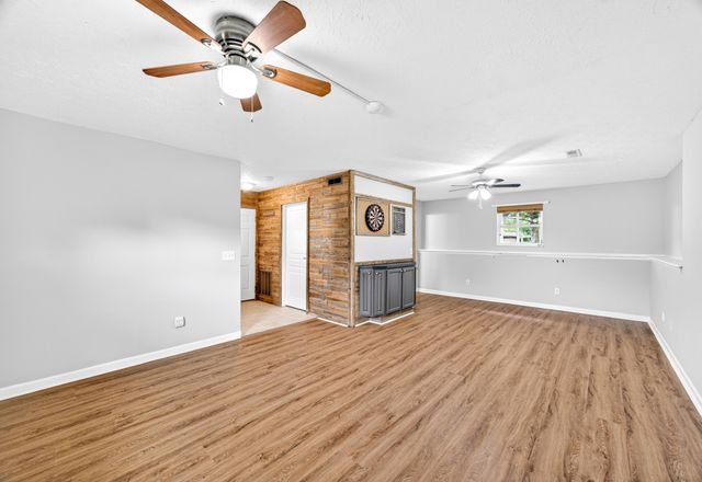 2689 Hilltop Court, Florence, KY 41042