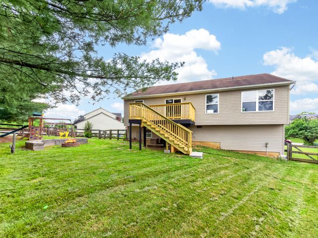 2689 Hilltop Court, Florence, KY 41042