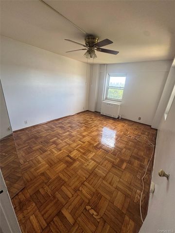 4 Fordham hill Oval 7H, Bronx, NY 10468