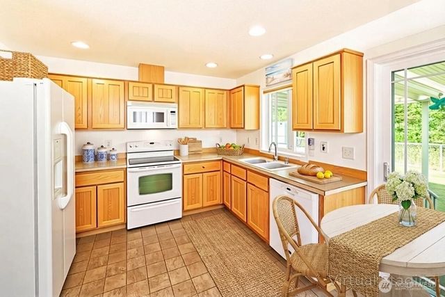 30511 L Place, Ocean Park, WA 98640