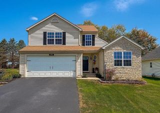 29 Purple Finch Loop, Pataskala, OH 43062