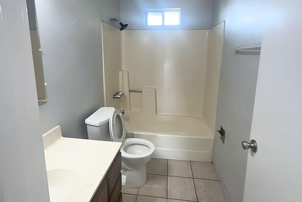 555 W Rio Salado Parkway 202, Mesa, AZ 85201
