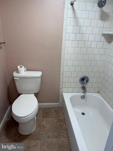 126 RICHLAND CIR, Sterling, VA 20164