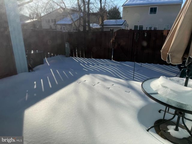 126 RICHLAND CIR, Sterling, VA 20164