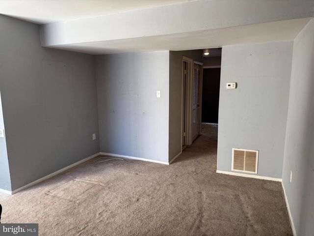 126 RICHLAND CIR, Sterling, VA 20164