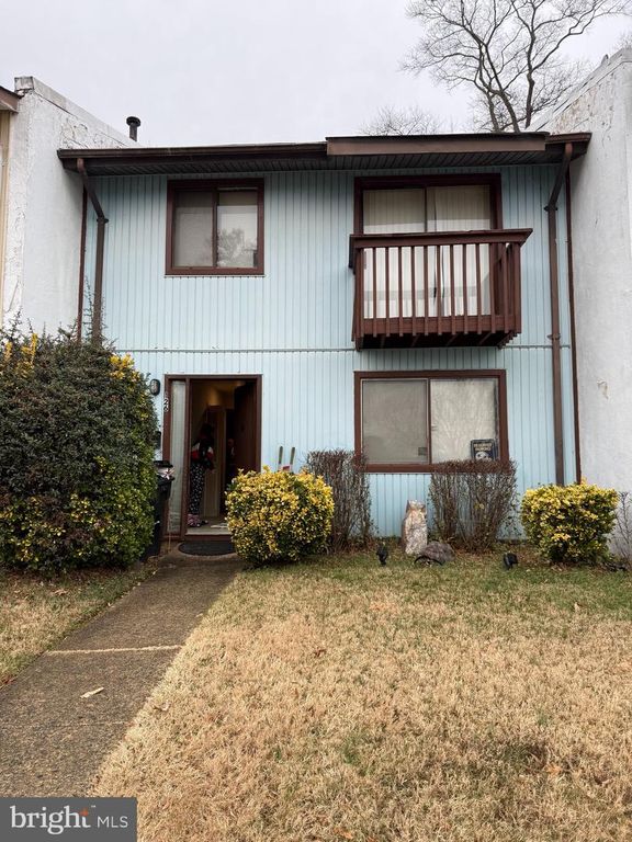 126 RICHLAND CIR, Sterling, VA 20164