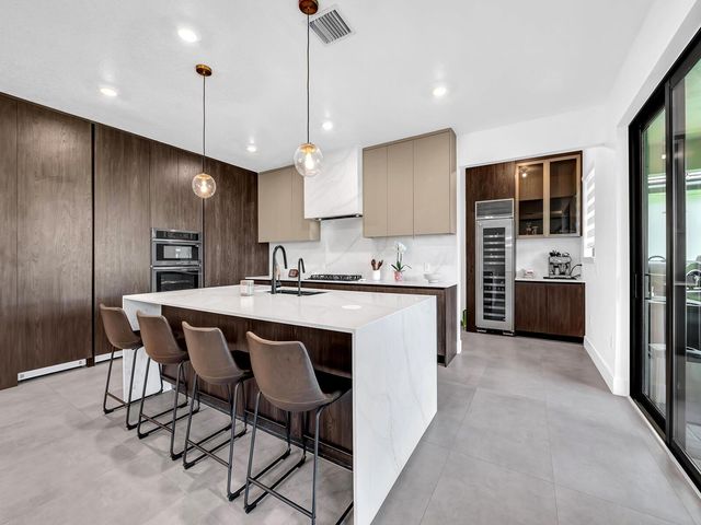 4814 CHANTILLY Road, Lake Worth, FL 33467