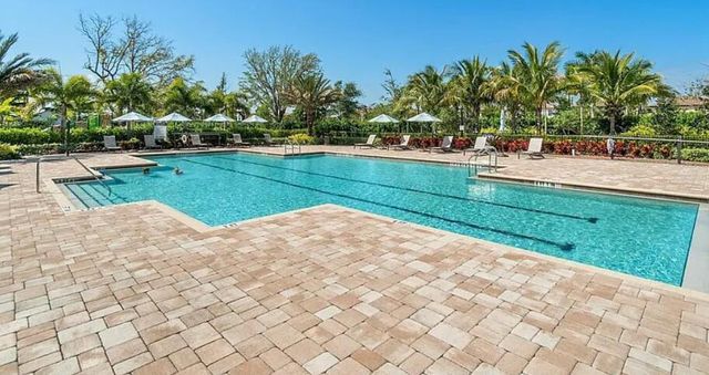 4814 CHANTILLY Road, Lake Worth, FL 33467