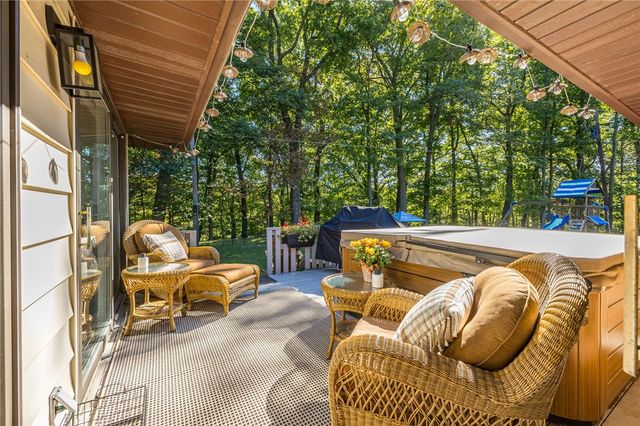546 Crest Circle, Webster, NY 14580