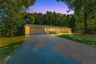 546 Crest Circle, Webster, NY 14580