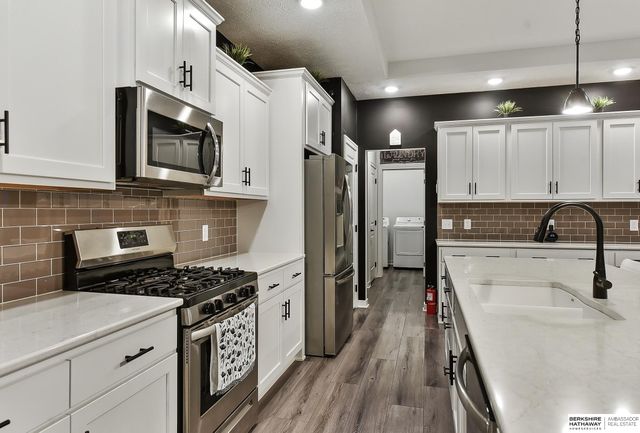 7713 S 200 Street, Omaha, NE 68028