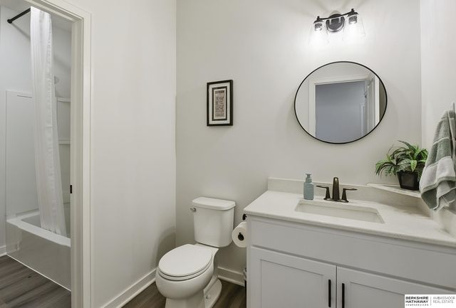 7713 S 200 Street, Omaha, NE 68028
