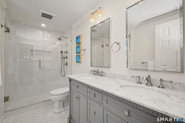 123 Richmond Hill Road 21, New Canaan, CT 06840