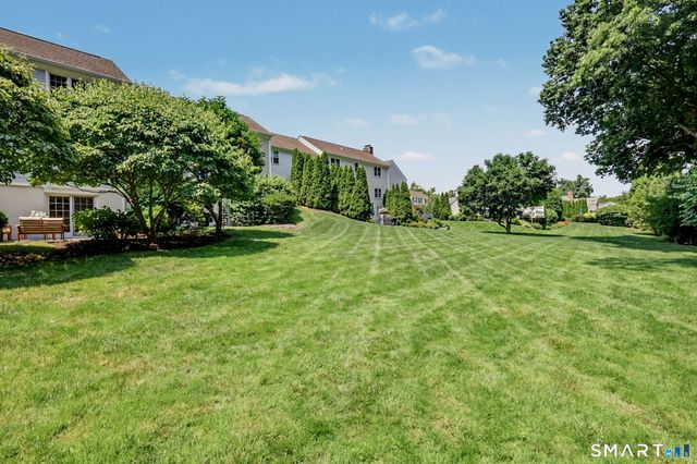 123 Richmond Hill Road 21, New Canaan, CT 06840