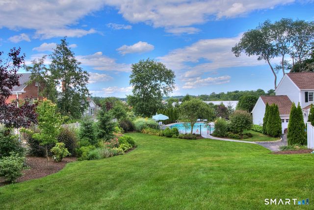 123 Richmond Hill Road 21, New Canaan, CT 06840