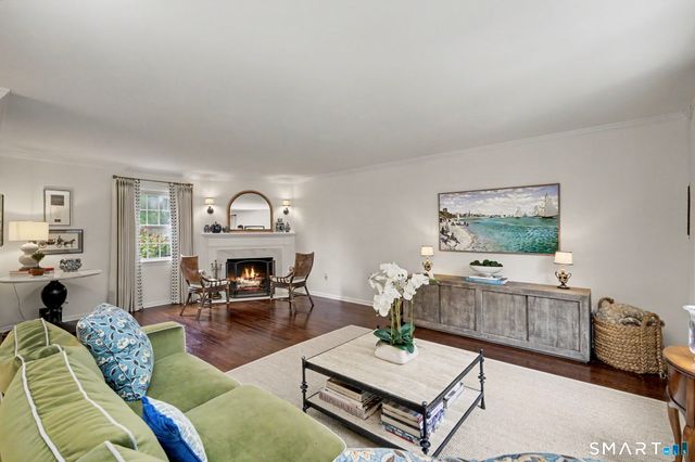123 Richmond Hill Road 21, New Canaan, CT 06840