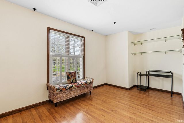 1910 Deer Trail, Warsaw, IN 46580
