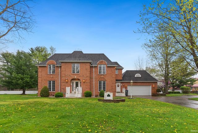 1910 Deer Trail, Warsaw, IN 46580
