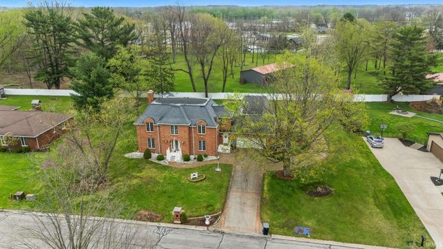 1910 Deer Trail, Warsaw, IN 46580