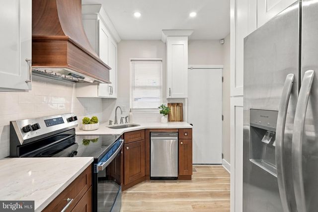 1308 N DOVER ST, Philadelphia, PA 19121