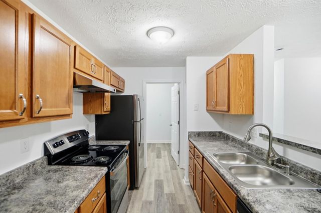 220 Carrington Place, Loveland, OH 45140