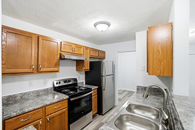 220 Carrington Place, Loveland, OH 45140