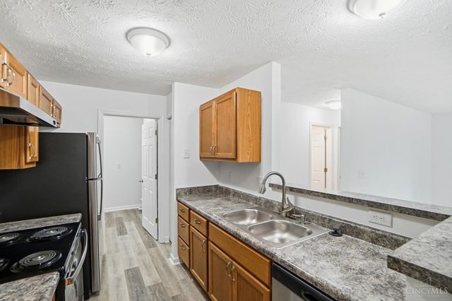 220 Carrington Place, Loveland, OH 45140